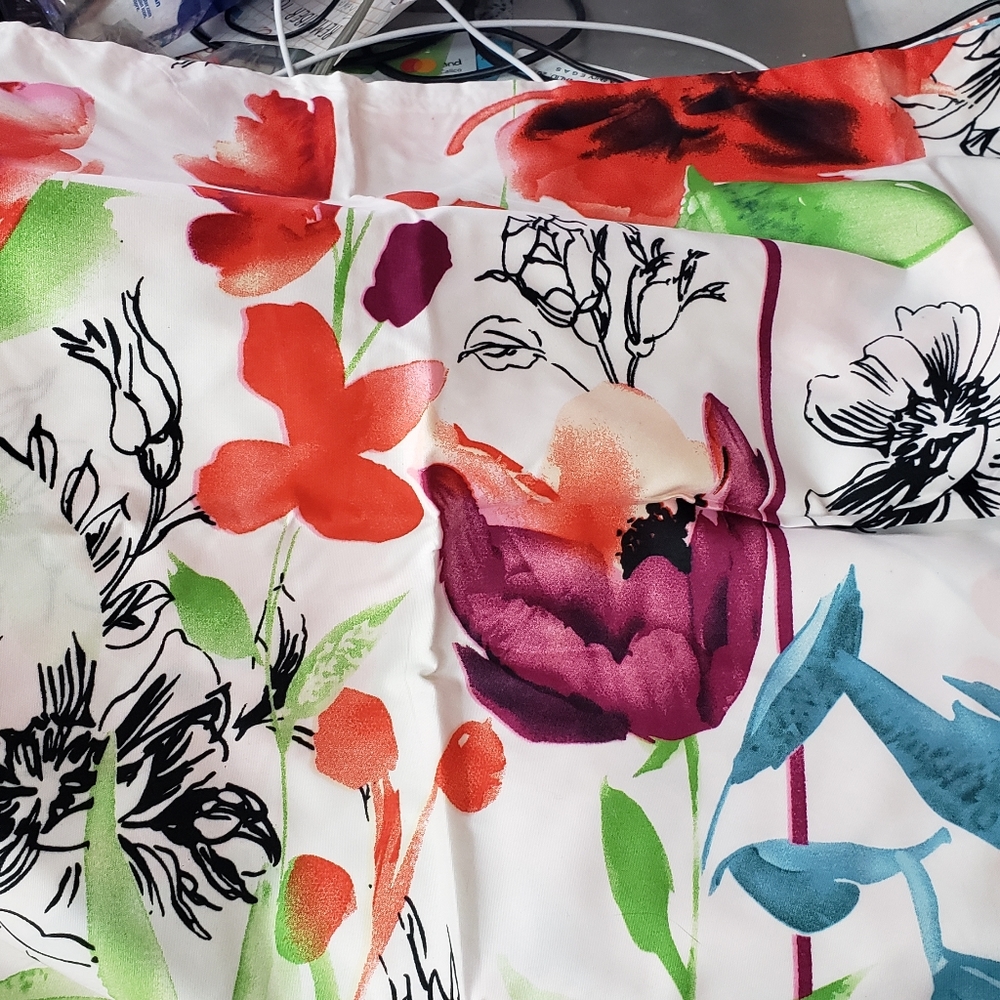 260cm by 230cm duvet cover 2 pillow covers poppy floral